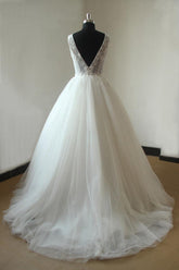 Gorgeous V-neck Sleeveless Appliques Wedding Dress White Ball Gown Tulle Bridal Gowns On Sale-27dress
